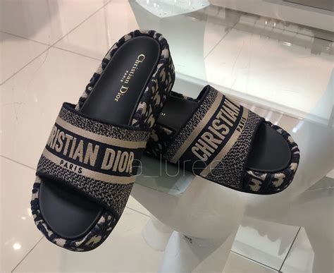 Christian Dior Slides Mens Kniefelmezquita 99