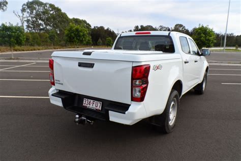 2023 Isuzu D-MAX SX Crew Cab 4x4 Ute (car review)