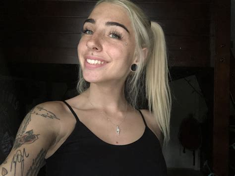 cru on Twitter: "blonde surely was a era https://t.co/UcXaqJQuds" / Twitter