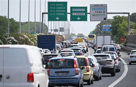 Traffico autostrade oggi e il 30 luglio ecco quando è meglio non