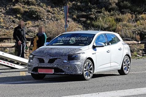 2021 Renault Megane Facelift Spied Testing New Engines Possible EV