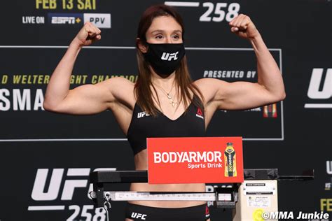 alexa-grasso-ufc-258-official-weigh-ins | MMA Junkie