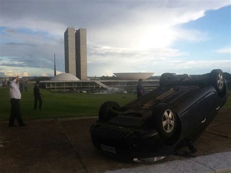 Manifestação contra PEC de gastos vira vandalismo e destruição na