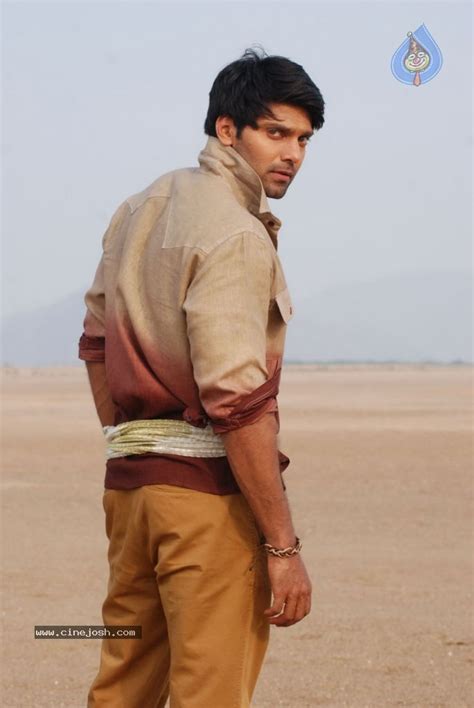 Vettai Tamil Movie Hot Stills Photo 5 Of 39