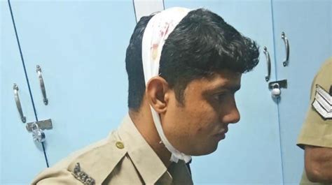 Chennai Rpf Constable Attacked While Arresting Cell Snatcher