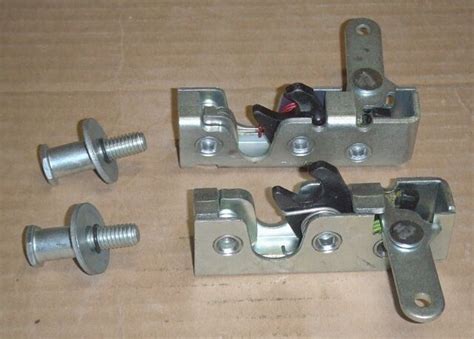 Street Race Hot Rod Door Latches With Striker Bolts Usa Made Small