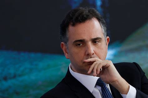 Pacheco defende debate “mais aprofundado e alongado” sobre autonomia