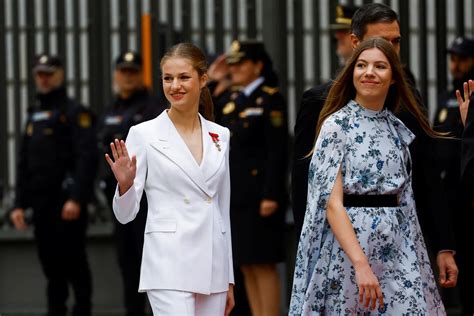 La Infanta Sofía Alquila Un Vestido Para La Jura De La Constitución De Leonor Su Precio Y