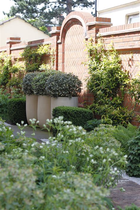 Classic Front Garden Design — Contemporary Garden Design London - UK ...