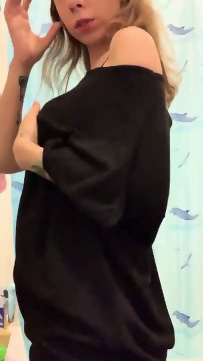 Sexy Girl Solo Striping Nude Show Show Gurl