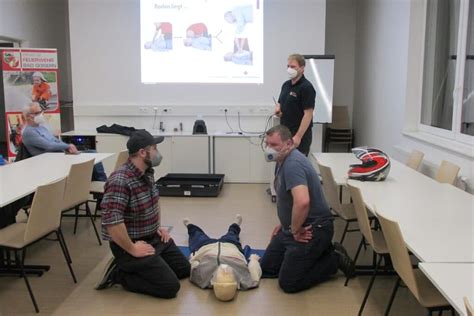 Ausbildung In Mehreren Gruppen Freiwillige Feuerwehr Bad Goisern