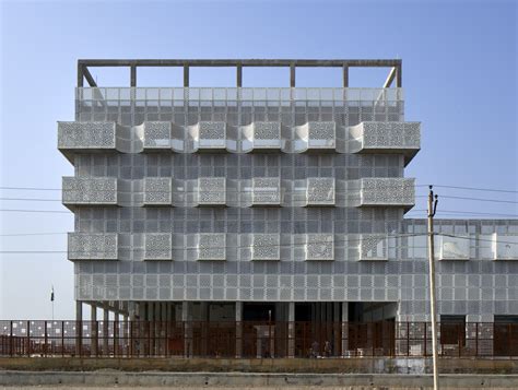 Gallery of Third Space Cultural and Learning Center / Studio Saar - 2