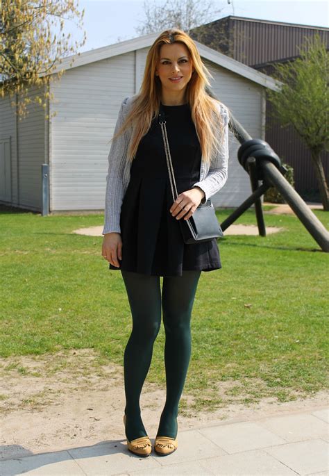 Tips For Wearing Bright Tights Fashionmylegs The Tights And Hosiery Blog