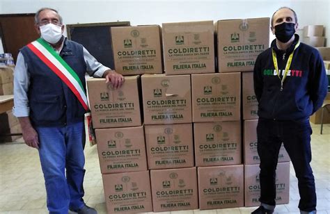 Operazione solidarietà Coldiretti a Tricerro 750 chili di prodotti di