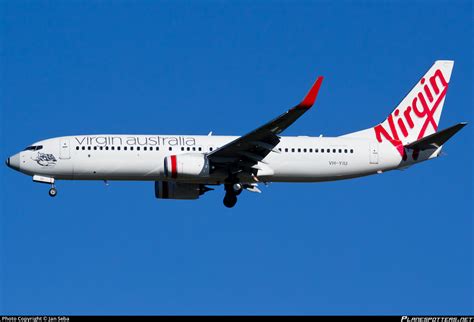 VH YIU Virgin Australia Boeing 737 8FE WL Photo By Jan Seba ID