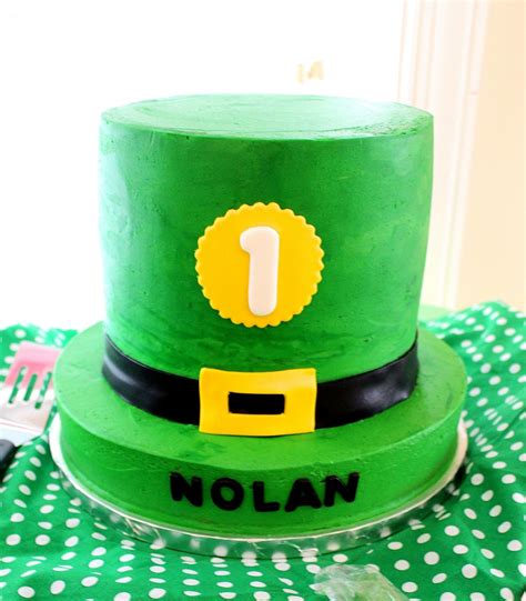 St Patricks Day Birthday Party Leprechaun Hat Cake The Inside Was