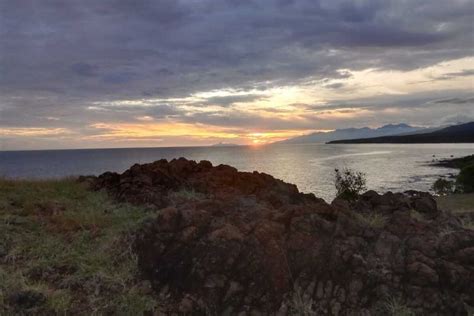 Foto Libur Lebaran Di Pantai Nanga Rawa NTT Bisa Berburu Sunset