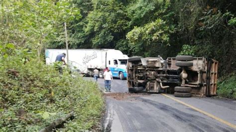 Reportan Volcadura De Cami N Sobre La M Xico Tampico En Tlanchinol