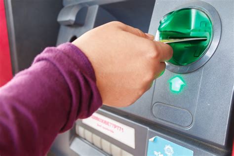 How To Avoid Being Victimized By Credit Card Skimmers Tci Technologies