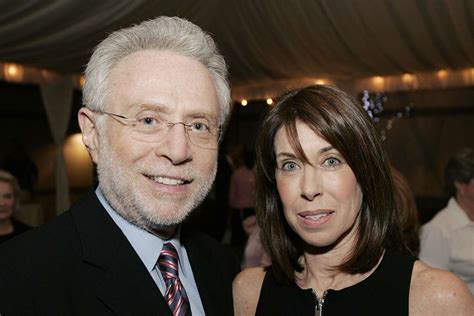 Who Is CNN Anchor Wolf Blitzer S Wife All About Lynn Blitzer