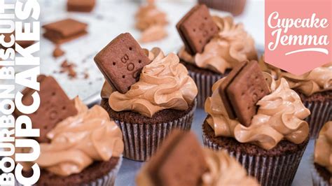 Bourbon Biscuit Cupcakes Recipe With Chocolate Swiss Meringue