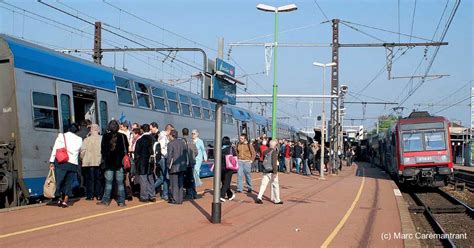 Melun Gare Sncf Rer A Lignes Transilien R Et Rer Den Gares Paris