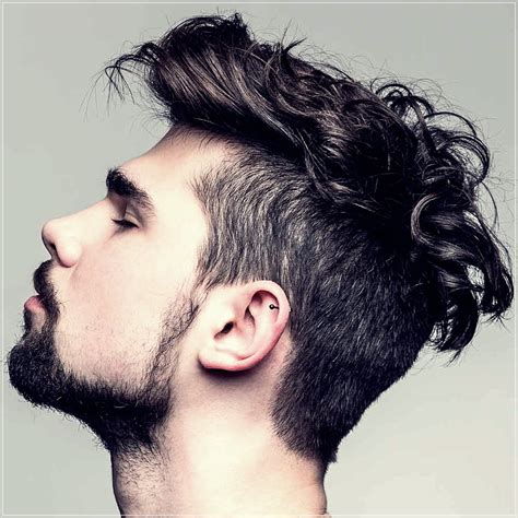 Mens Haircuts Winter 2019 2020 12 Short And Curly Haircuts