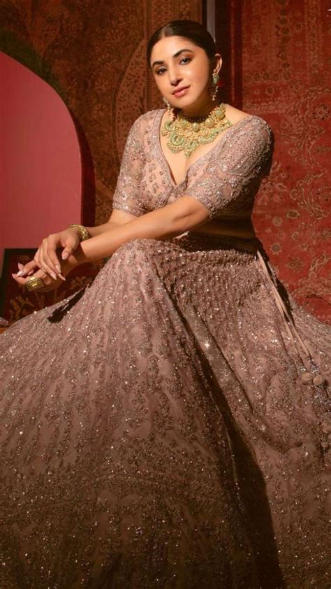 5 Trendy Lehengas From Aashna Shroff S Closet For Every 2023 Bride