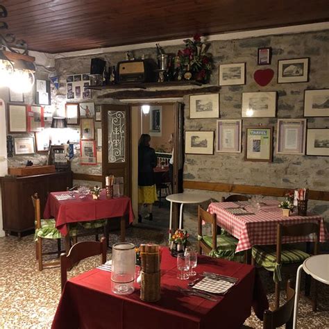 Ristorante Trattoria del Porto in Nesso con cucina Italiana