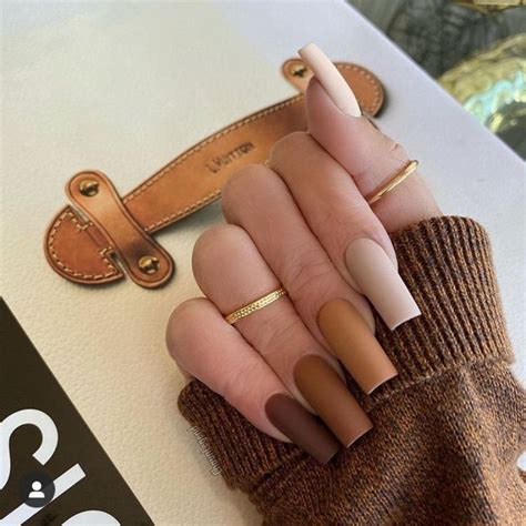 40 Cool Brown Nail Designs To Try In Fall The Glossychic Brown