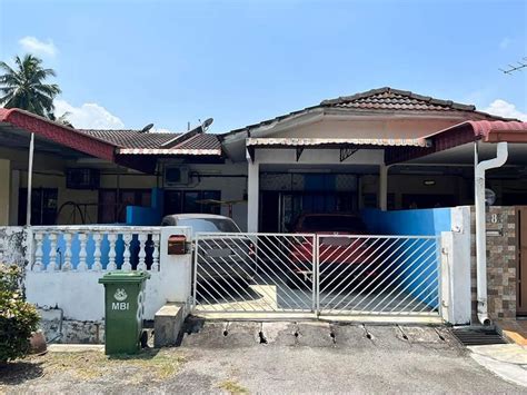 Rumah Teres Setingkat Untuk Dijual Di Pekan Razaki Ipoh