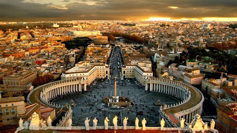 ANÁLISIS LA COLUMNATA DE SAN PEDRO DEL VATICANO BERNINI