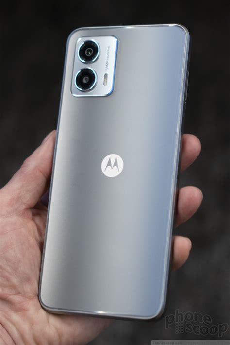 Motorola Moto G 2nd Gen In Hand