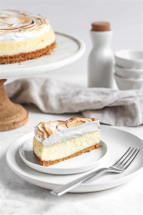 Lemon Mascarpone Cheesecake - The Sweet Occasion