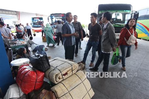 Libur Lebaran Terminal Pulogebang Tingkatkan Keamanan Republika Online