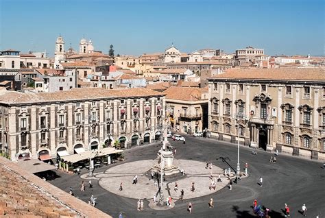 Piazza Duomo Catania Explore Italy