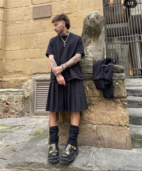 Androgynous Fashion Grunge Non Binary Fashion Androgynous Style Queer