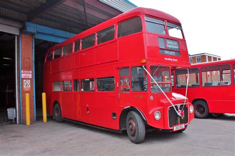 Oakwood Travel RML887 202UXJ Western Scottish Buses Flickr