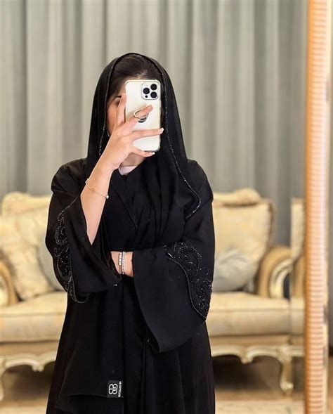 Pin By المٰۛلُْڪۿۿہ ๓ℓκᵾ 👑💗 On صوࢪ بنات منوعه Abayas Fashion Abaya