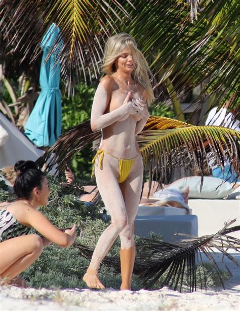 Danielle Knudson Nude TheFappening