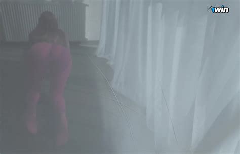 Bad Hot Lady 2 A Workout Or A Pussy Full Of Cum He Jerked Off On Me While I Was Doing Sports