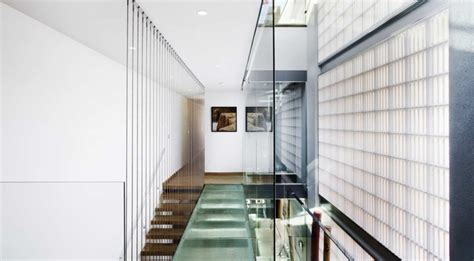 A High-Rise House That’s Only 12 Feet Wide