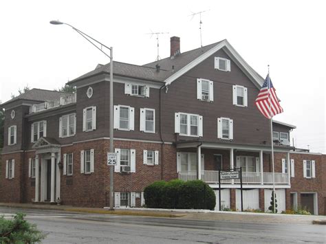 Find Recent and Past Obituaries in Rhode Island Daily Newspapers