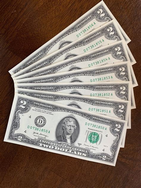 Lucky New Uncirculated Two Dollar Bills Crisp Sequential Note