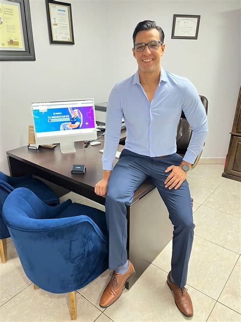 Dr Rolando Encinas - Bariatric MED | Nogales
