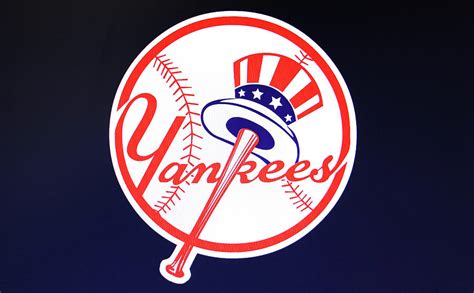 N Y Yankees Logo - Bat in the Hat Photograph by Allen Beatty - Pixels