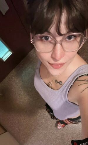 Aril S Chest Arils Chest Nude Leaks Onlyfans Fapomania