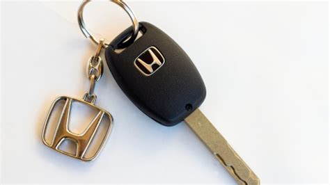 How To Change The Battery In A Honda Key Fob