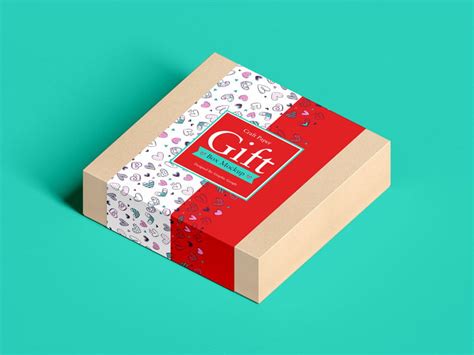 Free Craft Paper Square Gift Box Mockup | Mockuptree