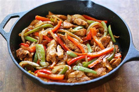 Easy Chicken Fajitas - Healthy Recipes Blog